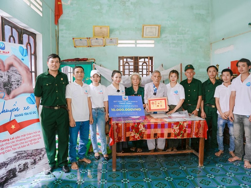 Truy cập trang chủ MCW18 trên Android